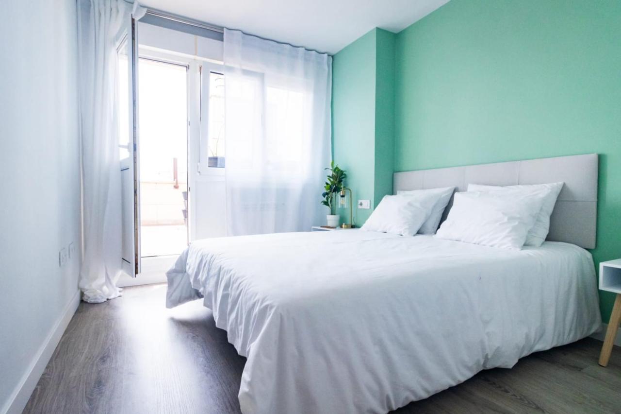 Appartamento Lujoso Atico Entre 2 Playas Con Garaje, Terraza, Vistas Y Wifi Gijón Esterno foto