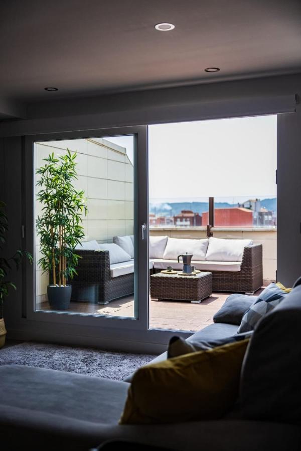 Appartamento Lujoso Atico Entre 2 Playas Con Garaje, Terraza, Vistas Y Wifi Gijón Esterno foto