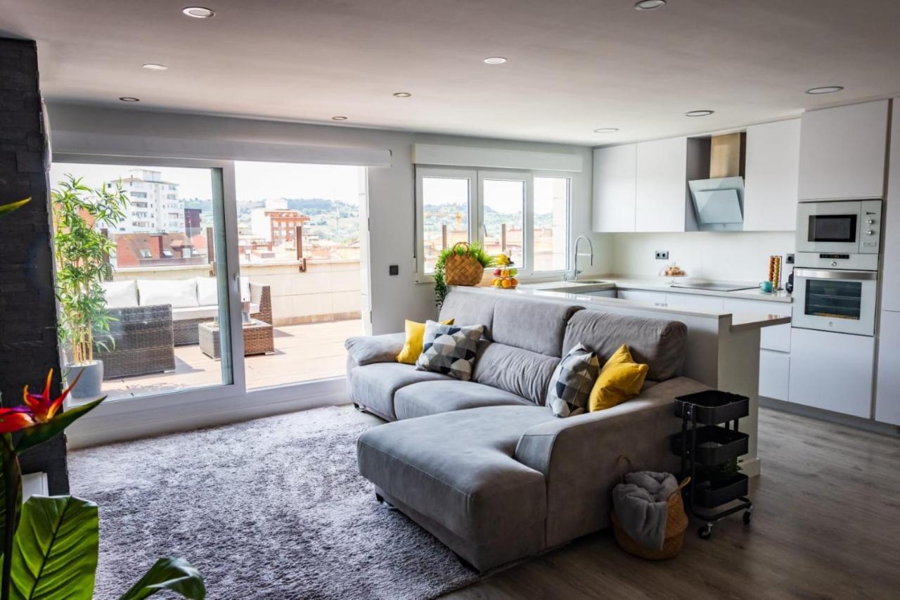 Appartamento Lujoso Atico Entre 2 Playas Con Garaje, Terraza, Vistas Y Wifi Gijón Esterno foto